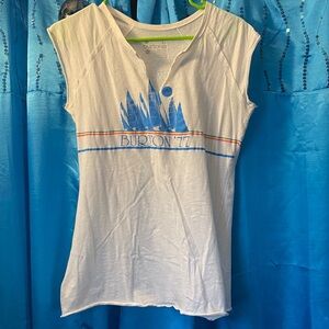 Burton Women's White and Blue Graphic Tee Large